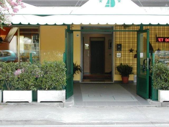 Albergo Dolomiti Лидо ди Йезоло Екстериор снимка