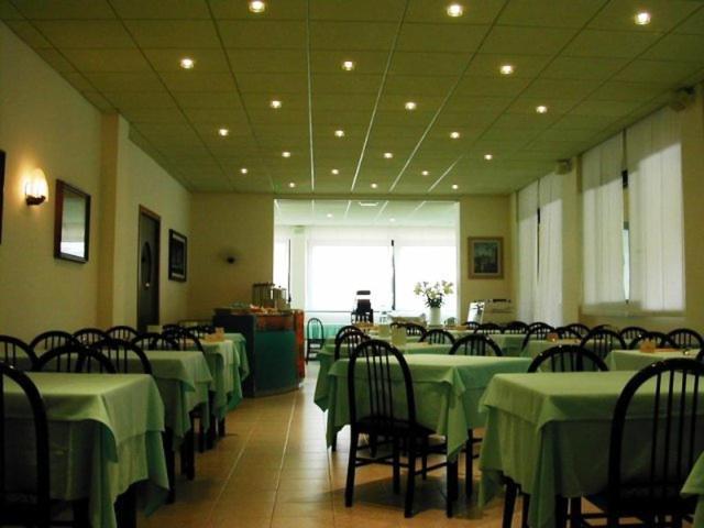 Albergo Dolomiti Лидо ди Йезоло Екстериор снимка