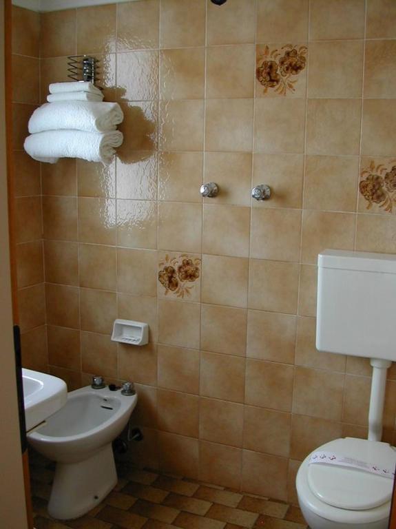 Albergo Dolomiti Лидо ди Йезоло Стая снимка